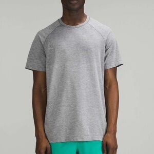 Lululemon Metal Vent Tech Short-Sleeve Shirt *Updated
Slate / White size XXL